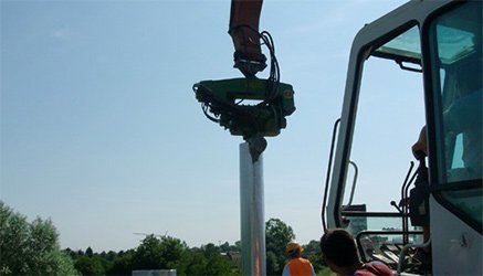 Infissioni tubi e putrelle